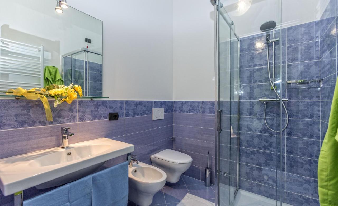 Camera Singola con Bagno Privato